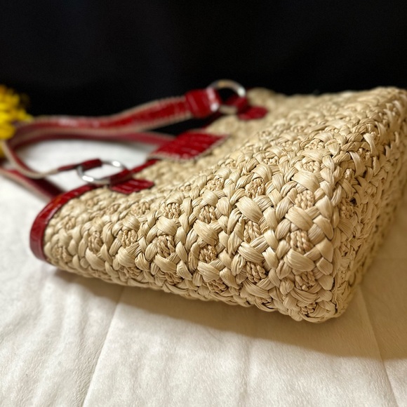 Rare Brighton Straw & Red Leather Trim Shoulder Bag w/Butterfly Magnetic Closure - Picture 6 of 16